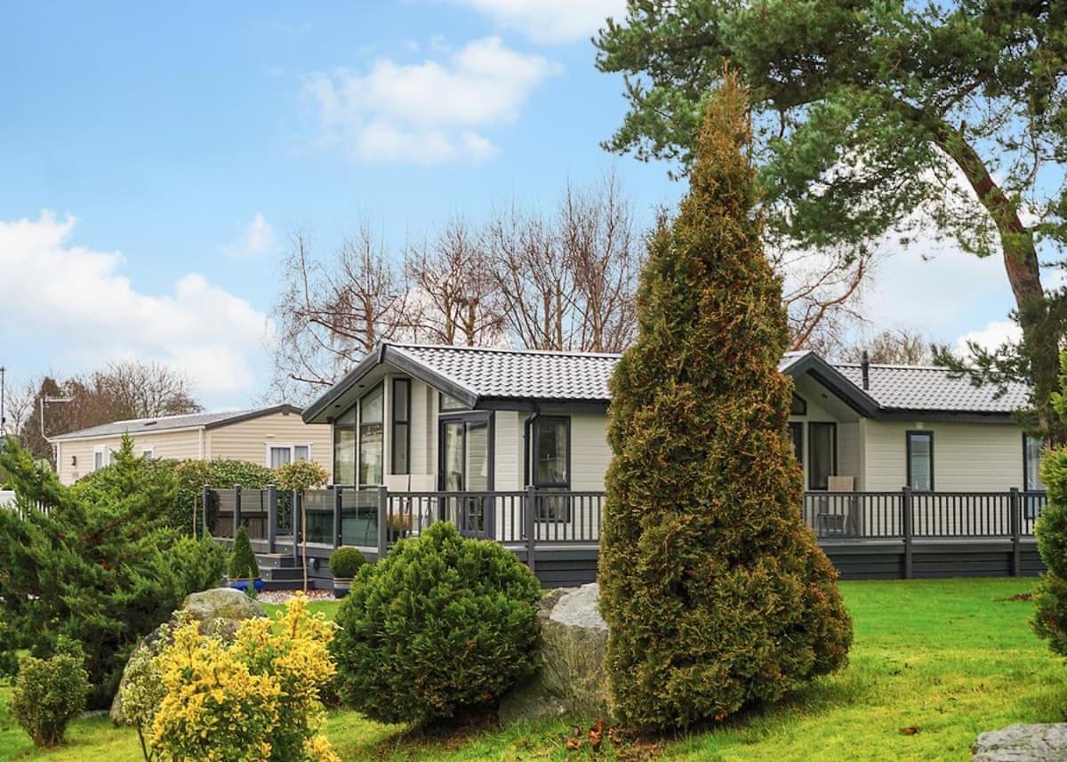 Hotel Fir Trees Chester Exterior foto